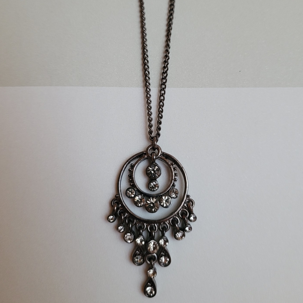 Y2K Era Necklace in Hematite-Tone With Faux Gems